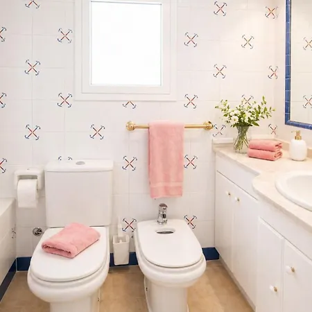 Charming With Shared Pool Views