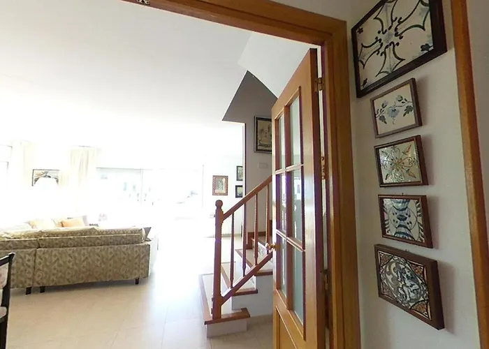 Charming With Shared Pool Views * Sitges