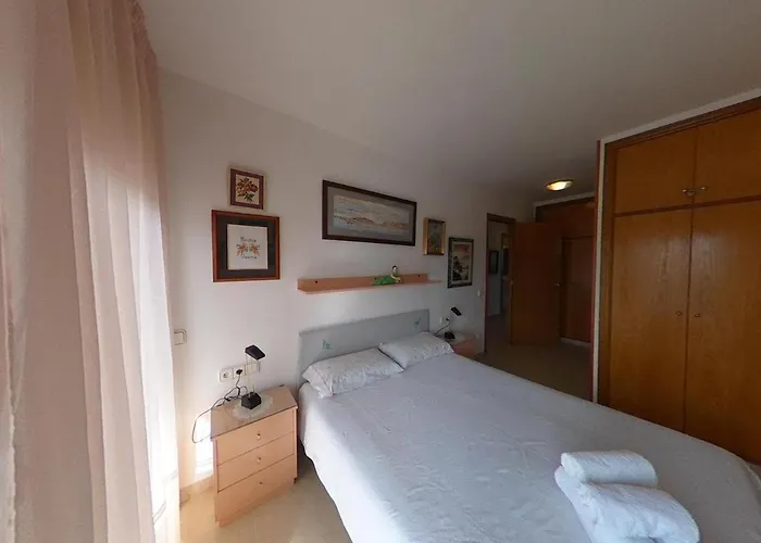 Appartement Charming With Shared Pool Views