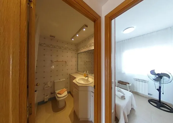 Charming With Shared Pool Views *